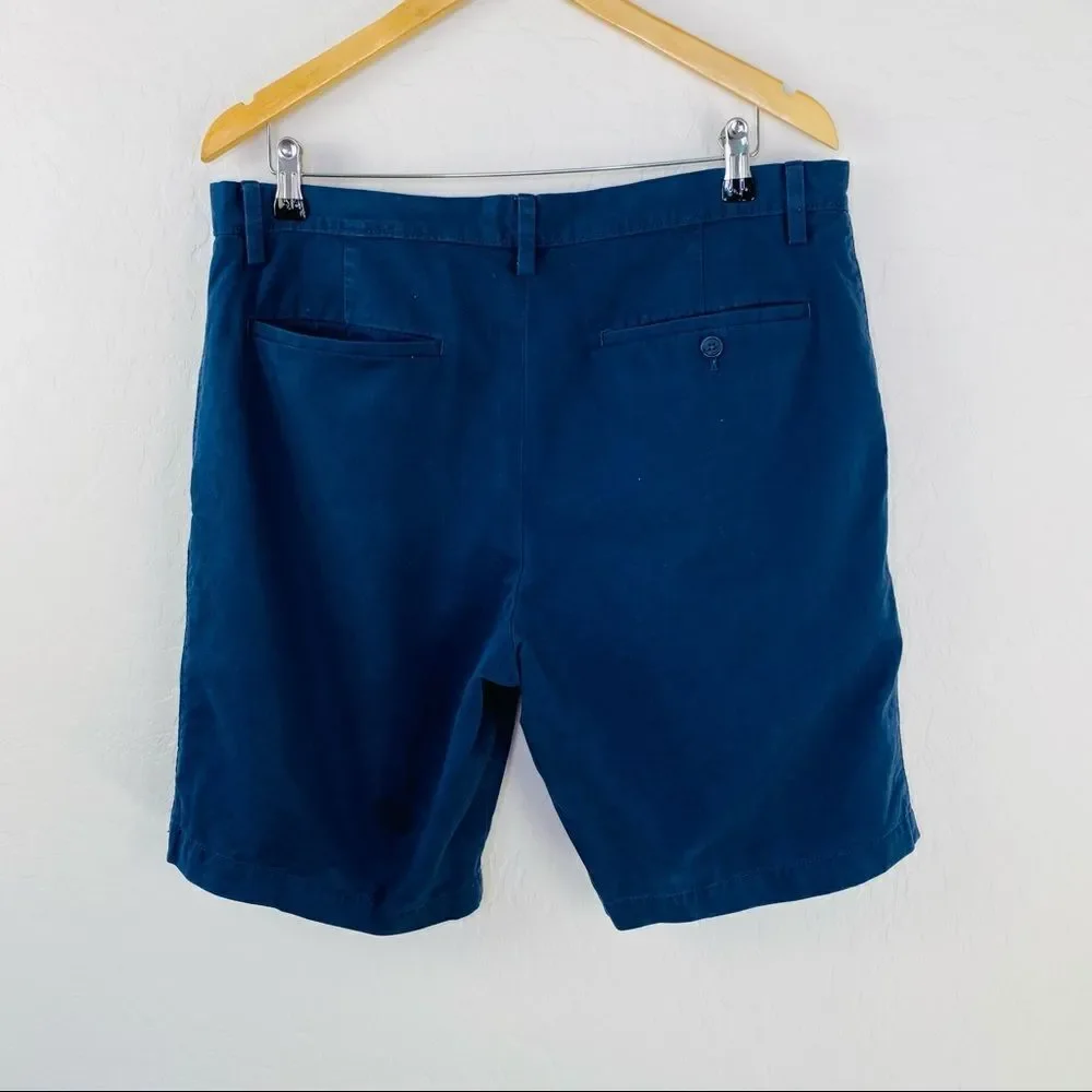 Banana Republic navy Aiden shorts slim style size 34